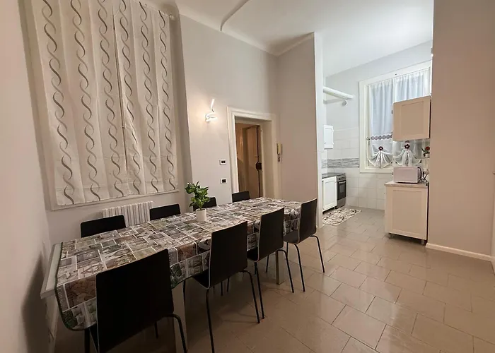 Holiday House Savoia